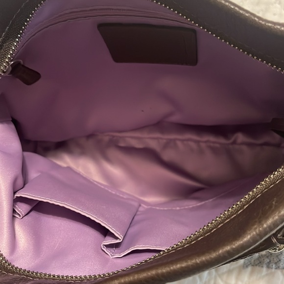 COACH shoulder chocolate color leather bag.excellent color no marks or stains. - Picture 9 of 10